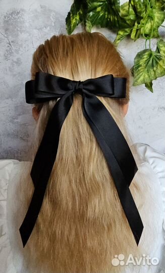 Бант на заколке автомат