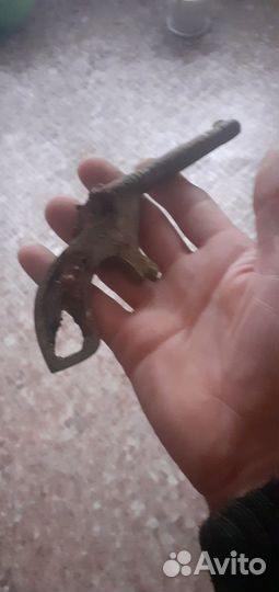 Старинный, бронзовый,игрушечный пистолет 18 века