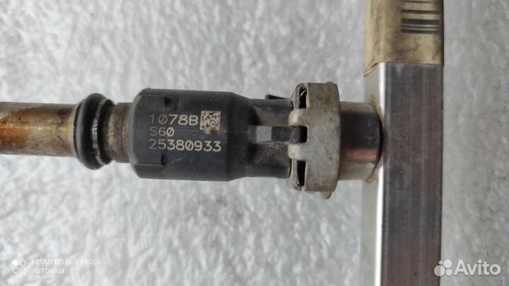 Форсунка топливная Opel Astra h