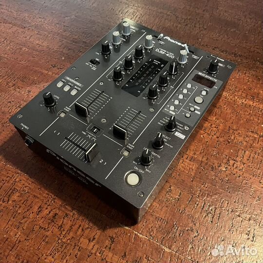 Микшерный пульт