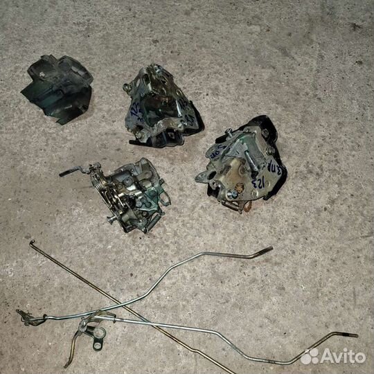 Замок двери на мерседес 123