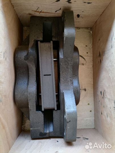 Тормозной суппорт в сборе ZL40.12.4C LW500FN