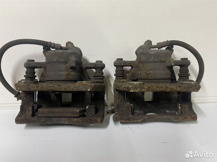 Суппорт задний Nissan Note E11