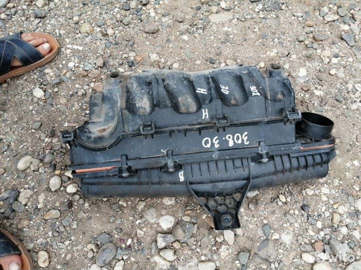 Корпус воздушного фильтра Peugeot 308 4A/C EP6