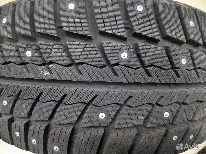 Landsail Ice Star IS33 235/70 R16 106T
