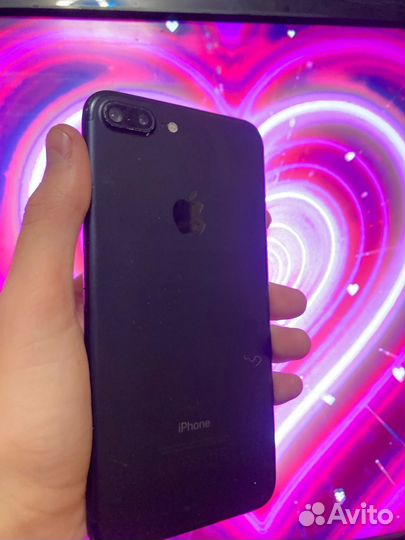 Телефон iPhone 7 plus