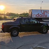 Nissan Navara 2.5 AT, 2010, 218 204 км, с пробегом, цена 1 900 000 руб.