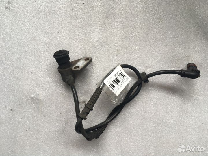 Датчик ABS передний Mercedes W210