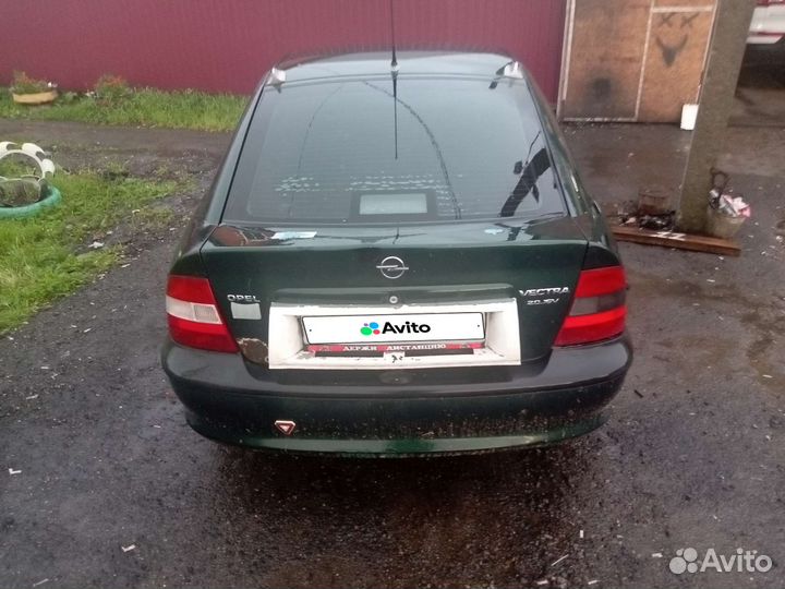 Opel Vectra 2.0 МТ, 1998, 400 000 км