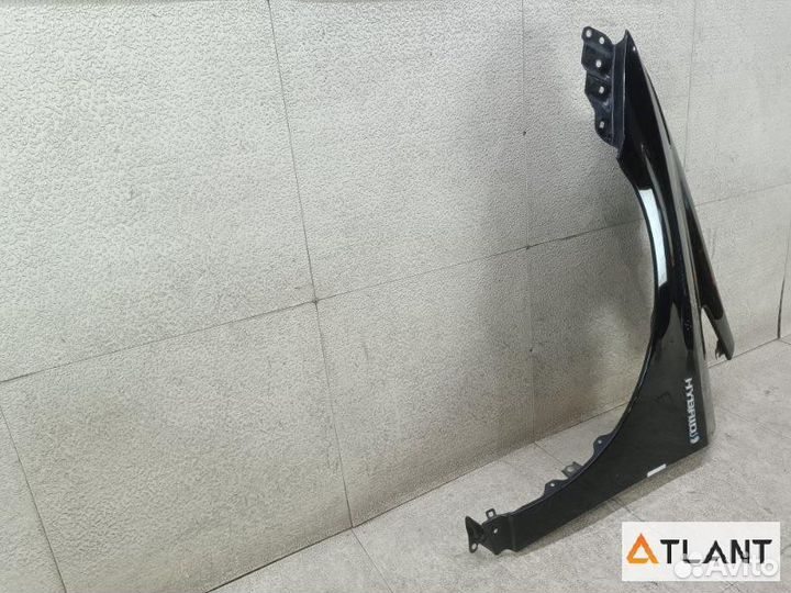 Крыло переднее левое toyota prius