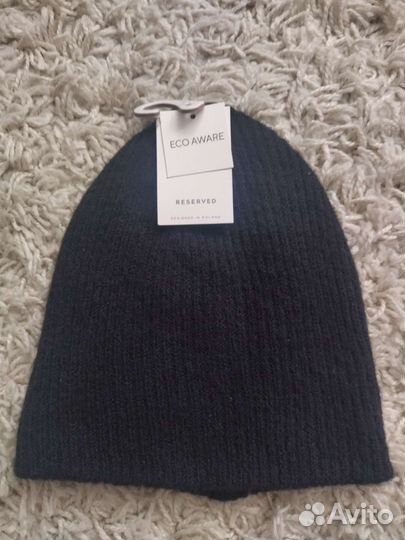 Новая шапка Reserved