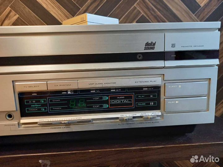 Проигрыватель LD/CD Pioneer CLD-9000