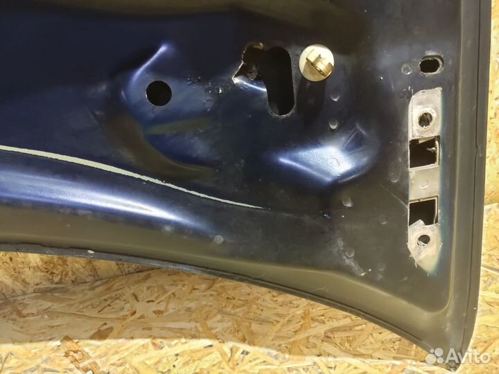 Капот Chrysler Pacifica 2003-2008