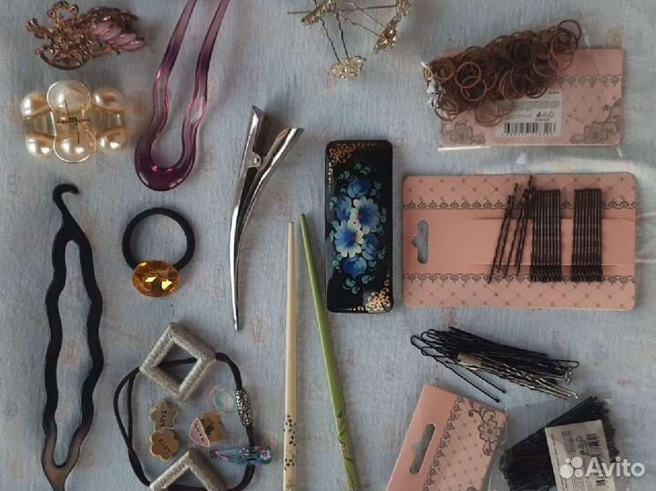 Заколки для волос