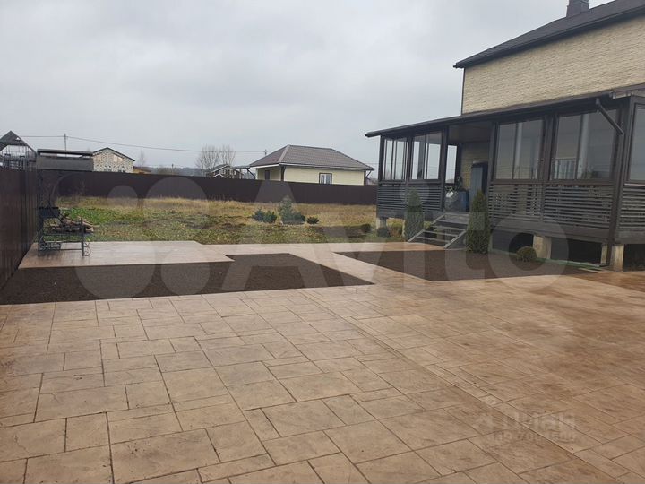 Дом 240 м² на участке 12,3 сот.