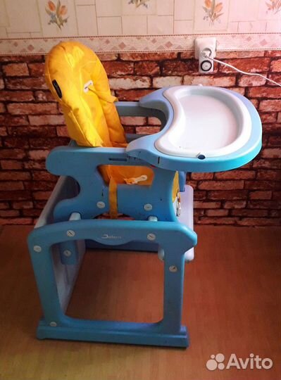 Стульчик для кормления