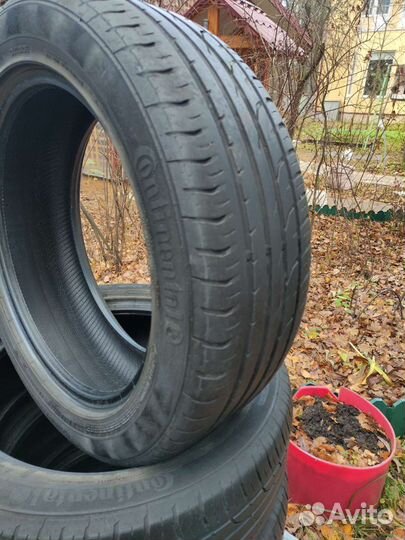 Continental ContiPremiumContact 2 215/55 R18 99B
