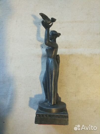 Статуэтка Волгоград