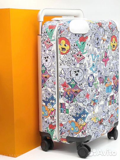 Чемодан Louis vuitton