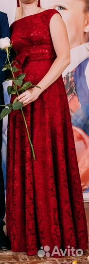 Платье вечернее