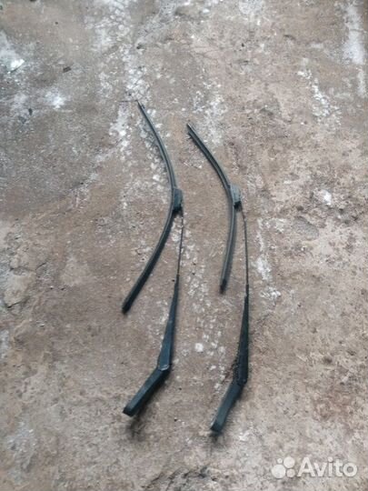 Дворник Ford Mondeo 3 cjba 4C75592 2004