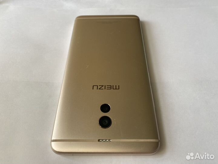 Телефон Meizu M6 Note