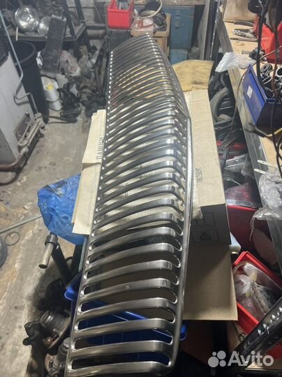 Новая Решетка радиатора газ 21 волга 3 серии