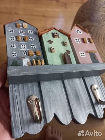 Ключница настенная из дерева