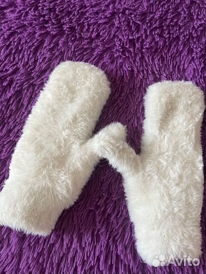 Варежки зимние женские