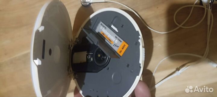 Cd mp3 плеер sony D-NE820