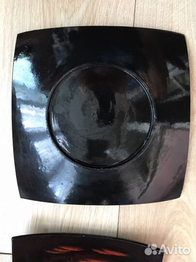 Тарелки вьетнам квадратные