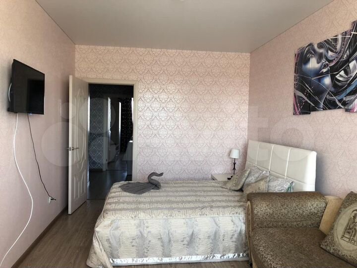 3-к. квартира, 74 м², 8/16 эт.