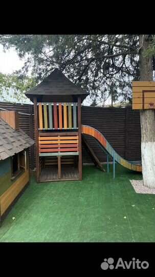 Детский игровой домик и горка
