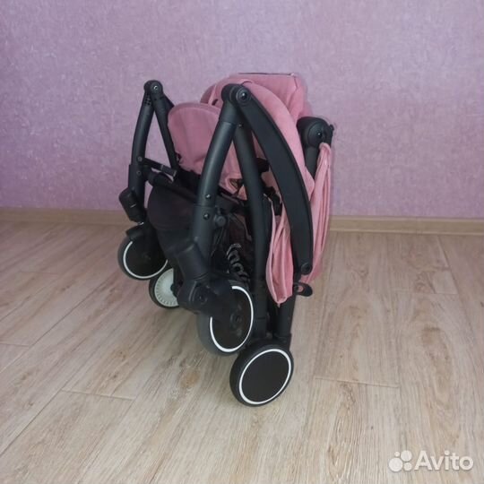 Прогулочная коляска indigo