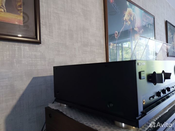 Sony-F570 ES -интегральный усилитель