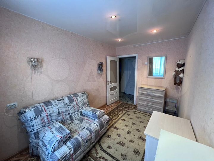 2-к. квартира, 47 м², 1/5 эт.