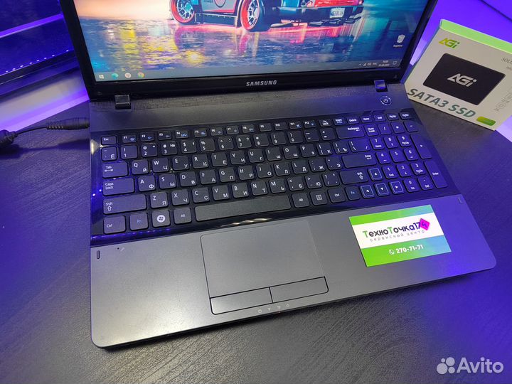 Быстрый ноутбук Samsung NP300E5C (i5/SSD/8Gb)