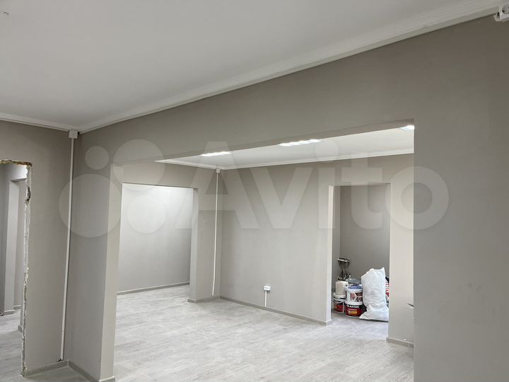 В продаже торговая площадь, 71 м²