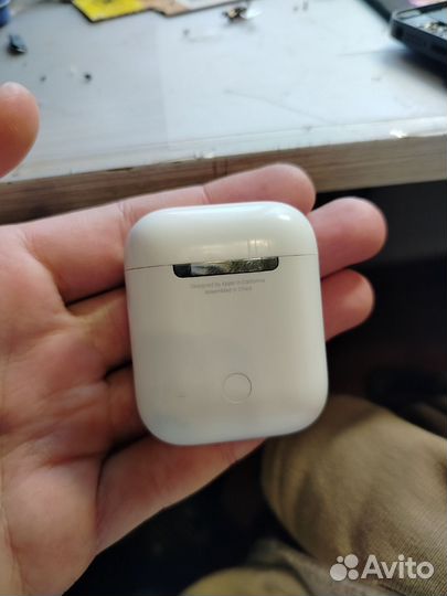 Apple airpods 2