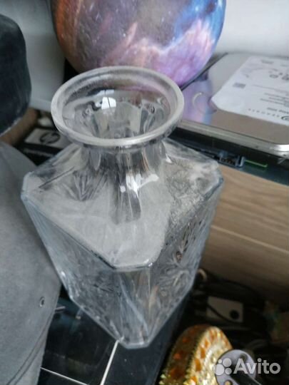 Бутылка хрустальная