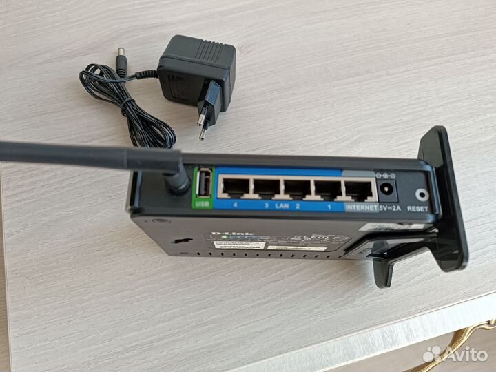 Wifi роутер Dlink DIR-320