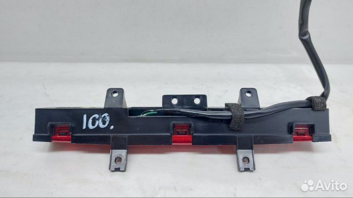 Стоп-сигнал Infiniti G35 3.5 2007