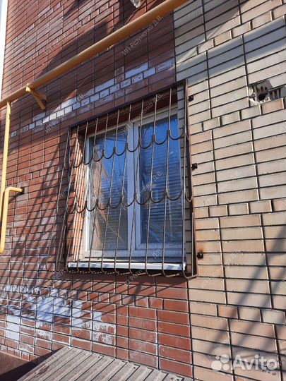 Решетки на окна 2.55х2 м