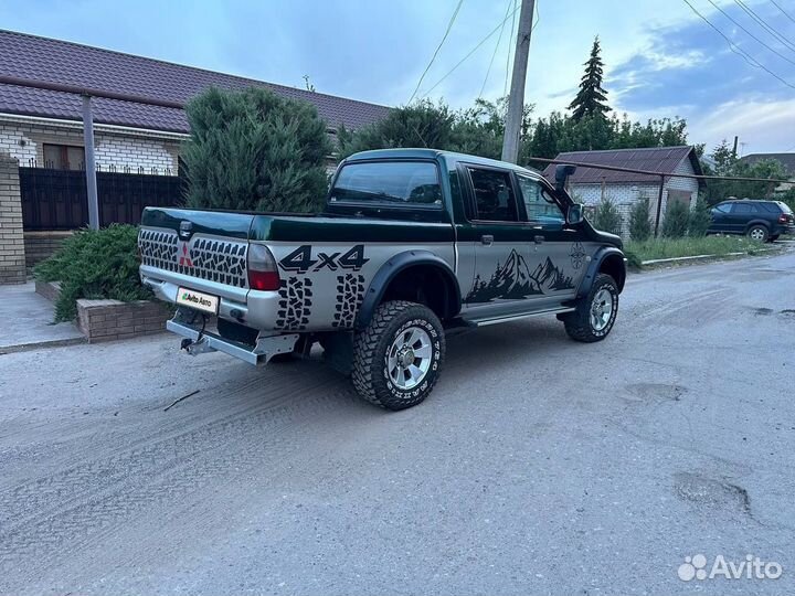 Mitsubishi L200 2.5 МТ, 2005, 300 330 км