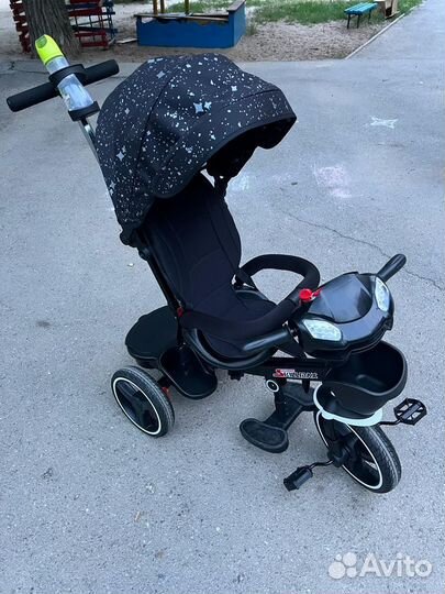 Трехколесный велосипед новый