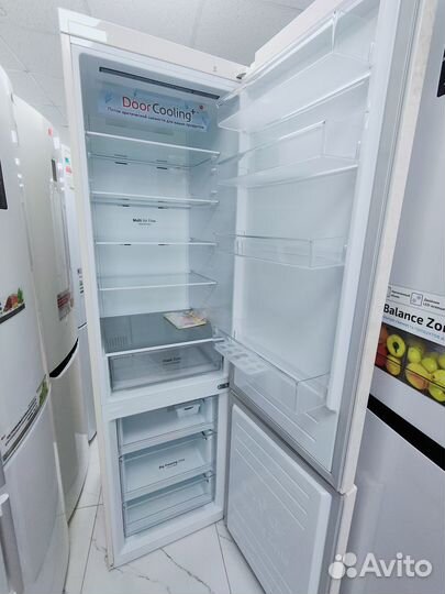 Новый Холодильник LG
