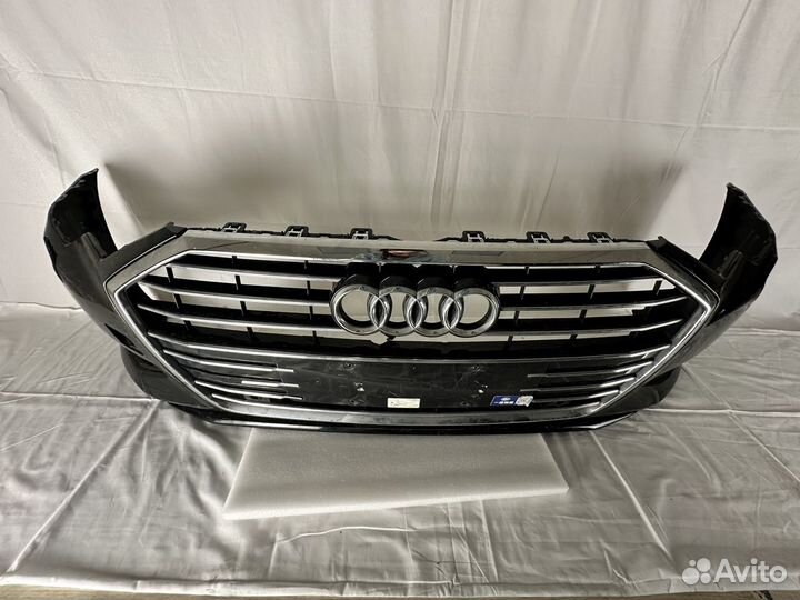 Бампер на Audi a 8