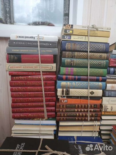 Книги и собрания сочинений