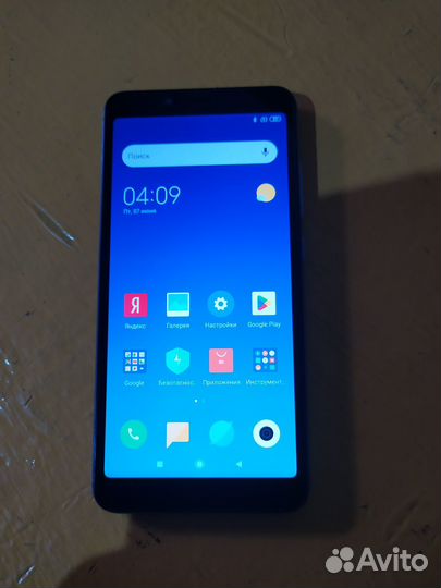 Xiaomi Redmi 6, 3/32 ГБ