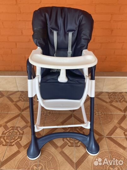 Стульчик для кормления cam